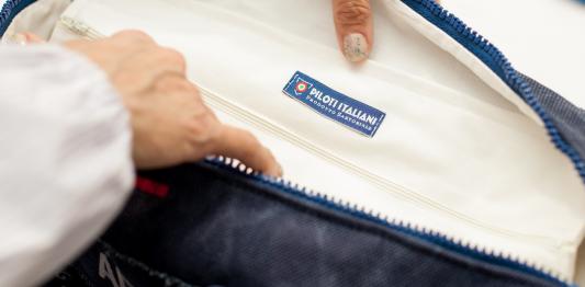 Borsa con etichetta personalizzata